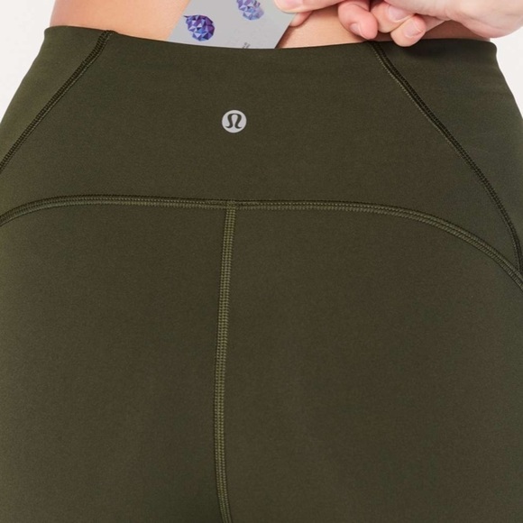 LULULEMON Train Times Crop (17") size 2 - Picture 6 of 10